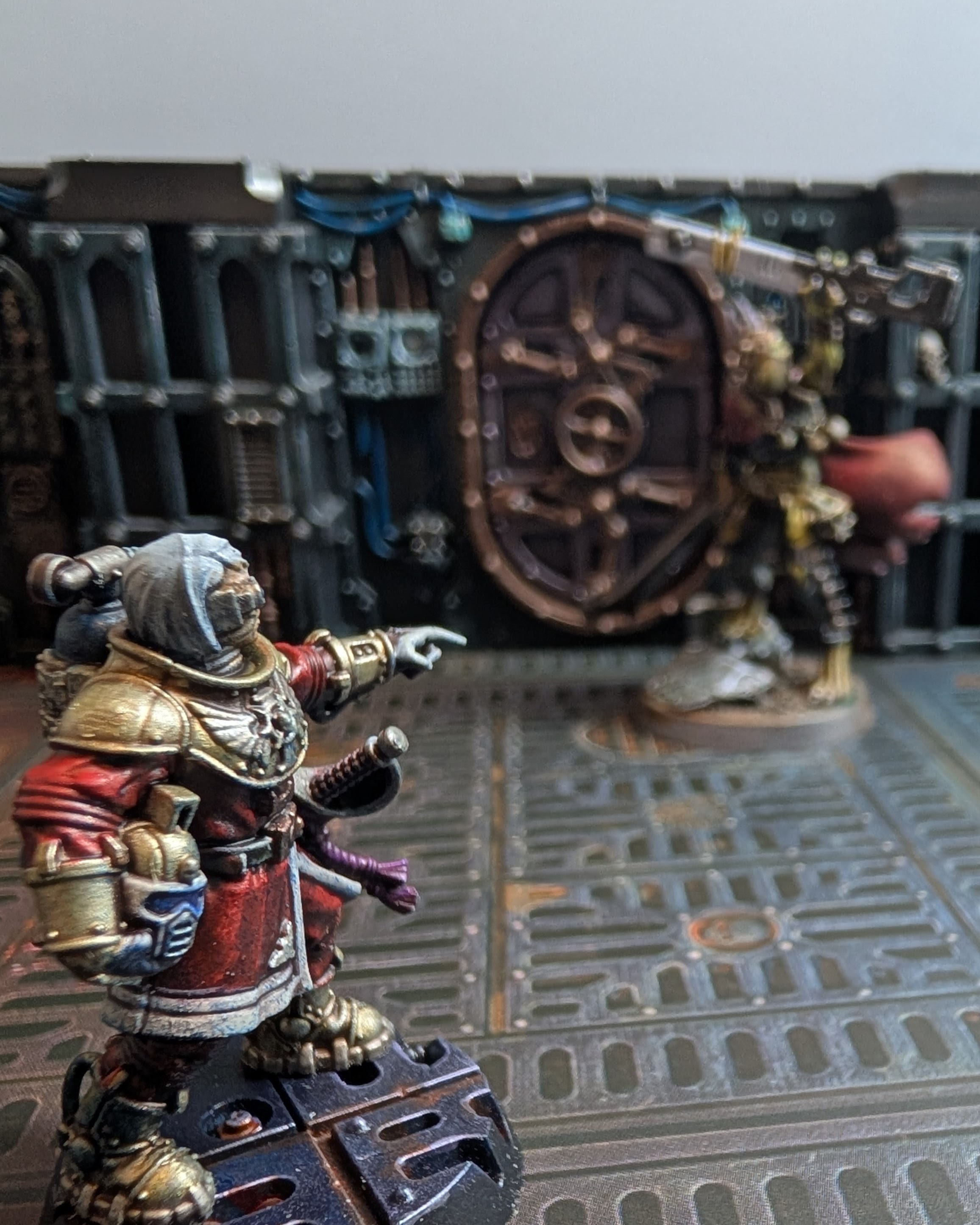 Imperial Navy Breachers kill team in combat formation